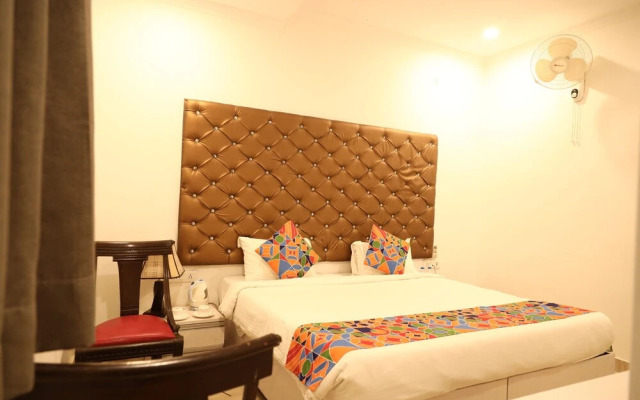 Arch Farmhouse Inn NH 8