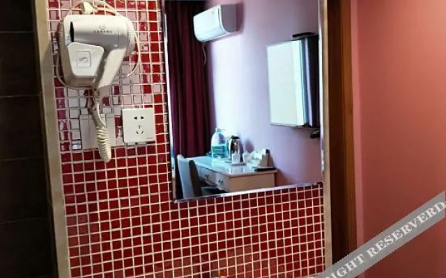 Baiyulan Hotel (Inner Mongolia Minzu University)