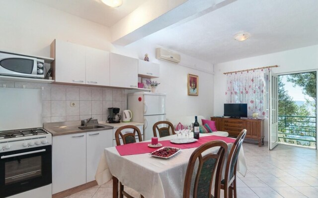 Nice Home in Pisak With Wifi and 3 Bedrooms