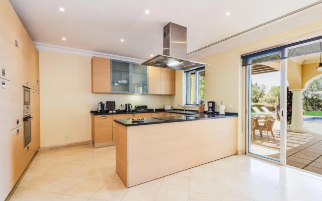 Villa Monte Rei Golf