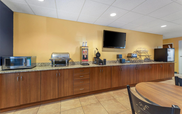SureStay Plus Hotel by Best Western Keyser