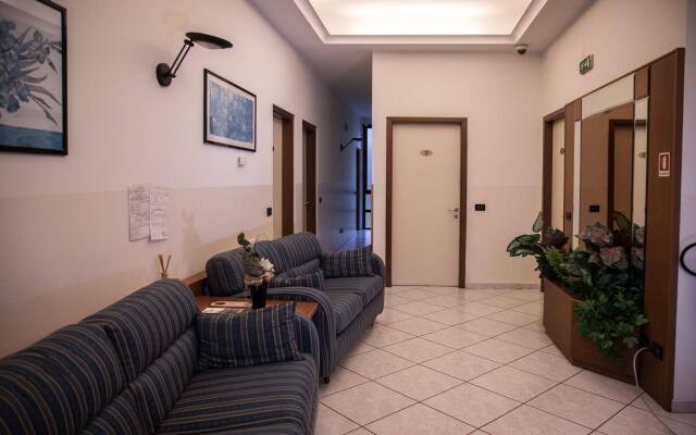 Groane Hotel Residence