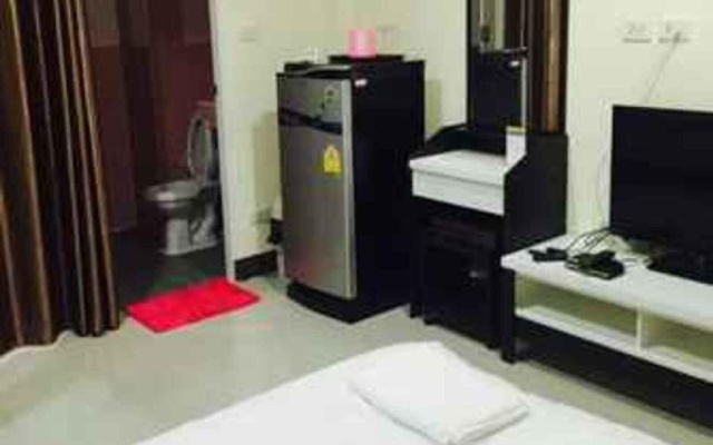 Thana Apartment – Guest Rooms – Si Racha