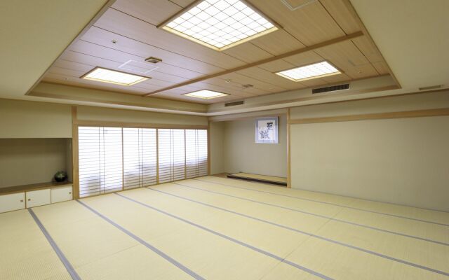 Court Hotel Asahikawa