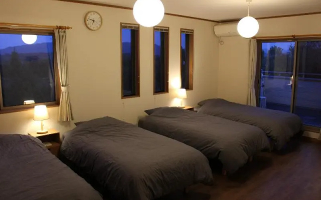Starry Sky – Guest Rooms – Sumoto