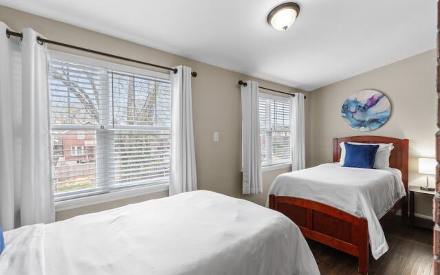 Forest Park Oasis | JZ Vacation Rentals