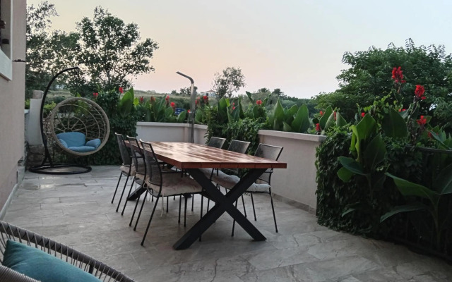 Seaview Holiday Apartments, Ventura Nin