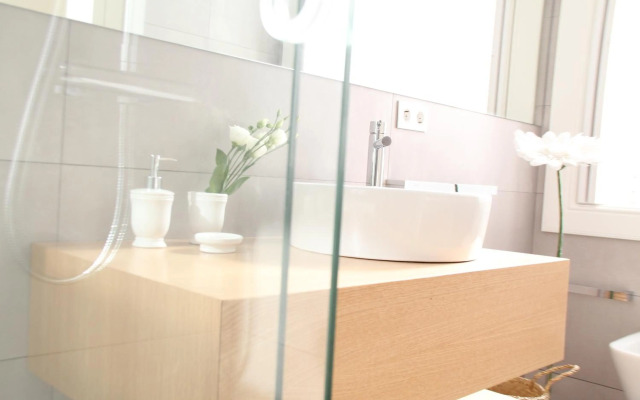 Blue Twenty Two - Espinho / Oporto Beach