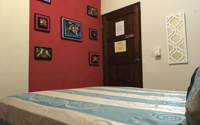 Panama House Bed & Breakfast