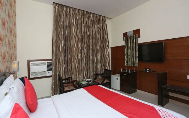 OYO 8576 Hotel Jiwan Plaza