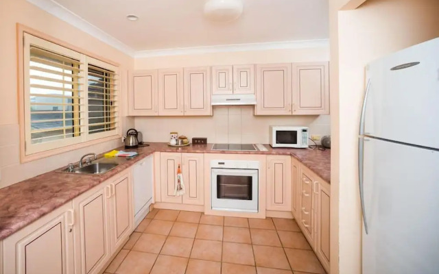 Birchgrove Apartments