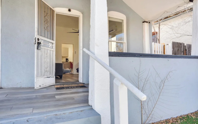 Near UNM & ABQ Biopark: East Dtwn Studio