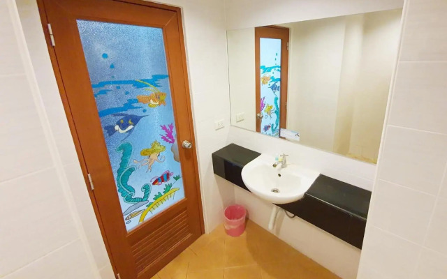 B Space Residence