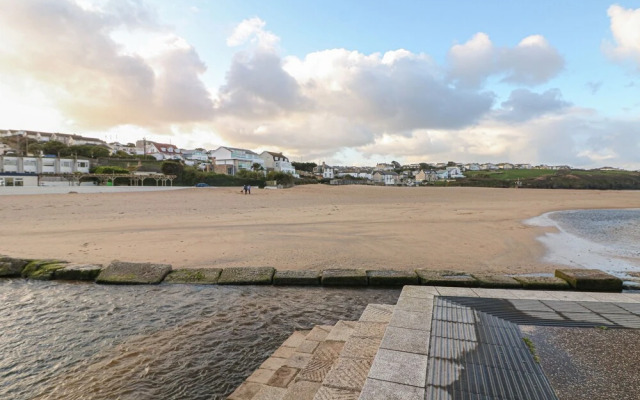 Porth Beach House