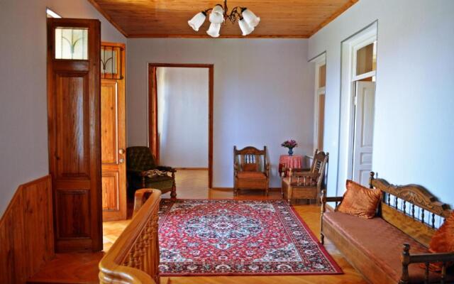 Kisi House