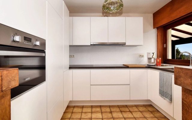 Holiday Home in Nadrin With Private Terrace