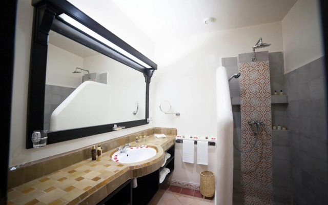 Borjs Hotel Suites & Spa