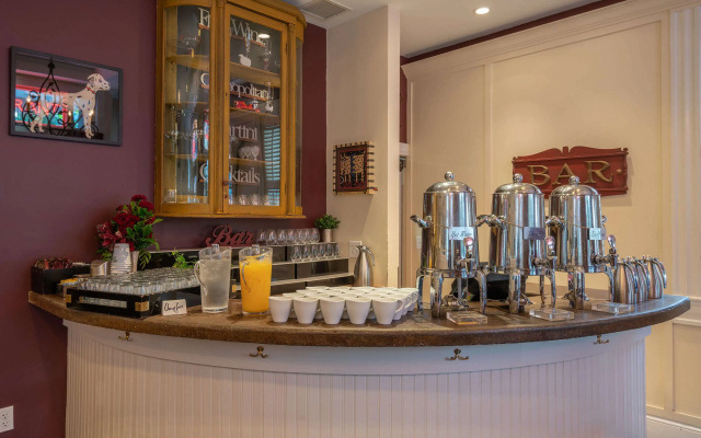 The Kendall Hotel at the Engine 7 Firehouse