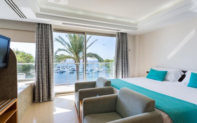 Sirenis Hotel Tres Carabelas & SPA