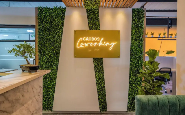 Caobos Center Coliving & Coworking