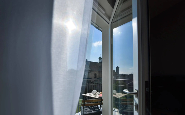 Stradonia Serviced Apartments