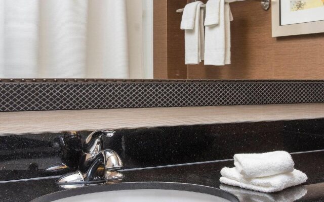 Wingate by Wyndham Oshkosh