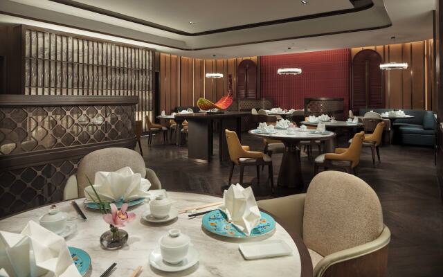 Intercontinental Zhengzhou by IHG