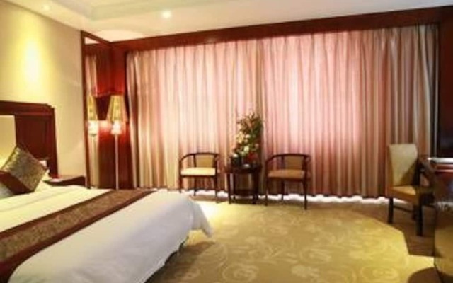 Huatai Hotel