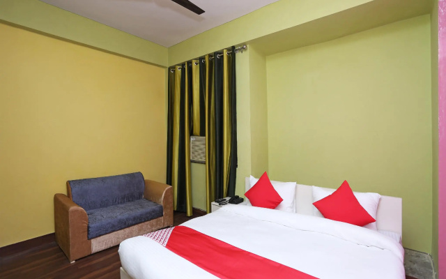 Capital O 28784 Bala Ji Residency