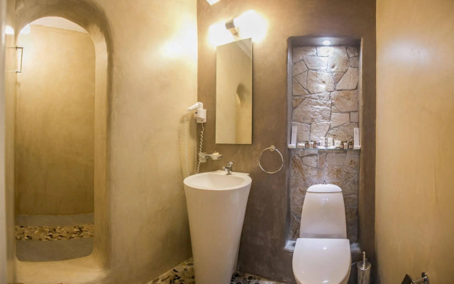 Tholaria Boutique Hotel