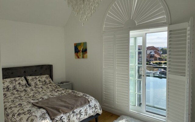 Beautiful 4bed House,burton Waters Marina, Lincoln