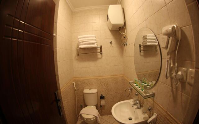 Golden Manafea Hotel