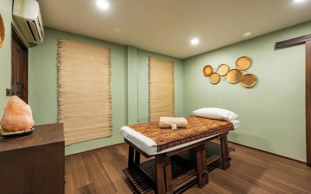 CC Bloom's Hotel