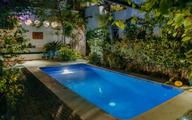 Los Milagros Hotel