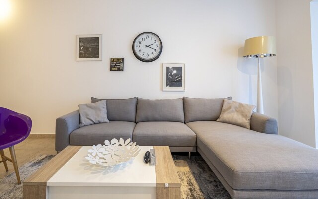 Driven Holiday Homes - Elite Tower