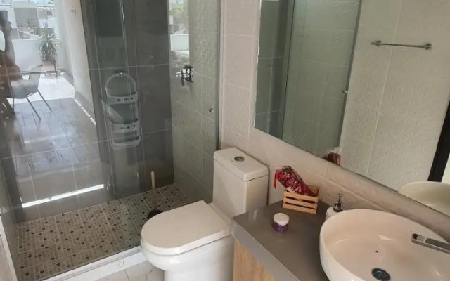 NUEVO ¡Hermoso departamento amueblado con alberca!