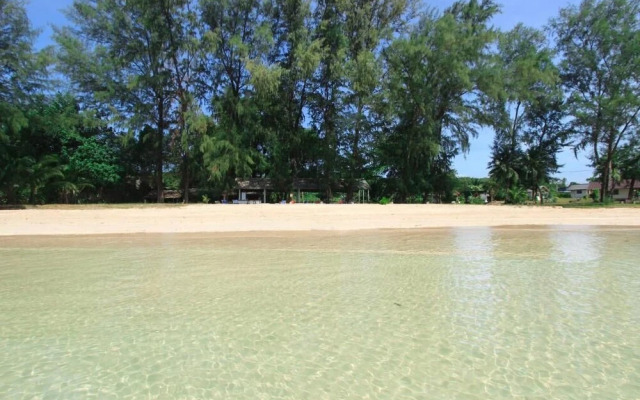 T.K. Beach Resort Koh Mak