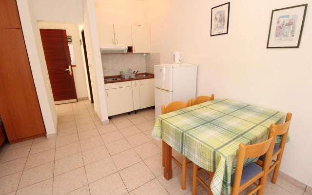 UGA - Perfect Location - SA3 - Ivona