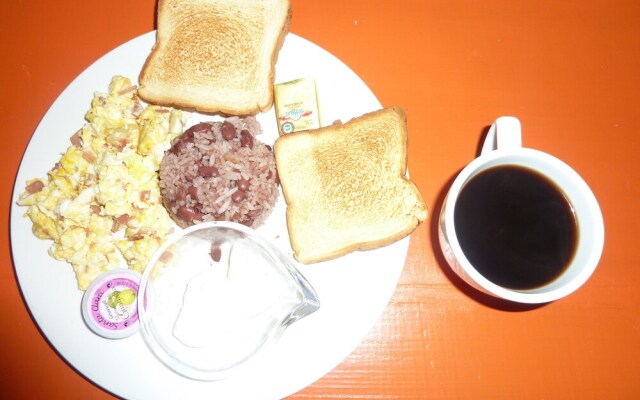 Hotel Ivania's