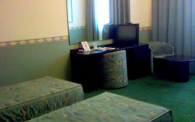 Pacific Hotel Airport