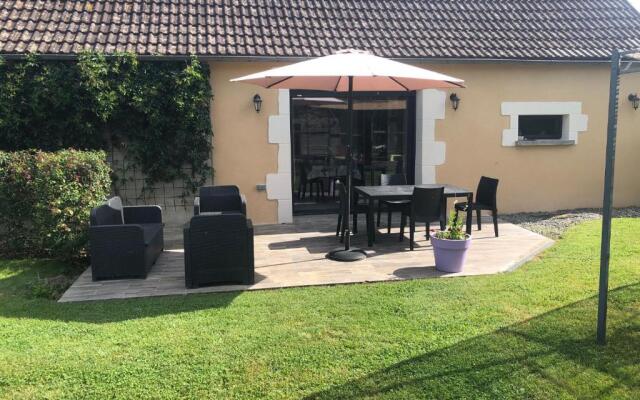 Aux Jardins De La Guyonnière Gîte 2 à 13 personnes