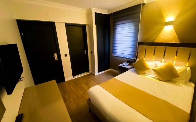 Rer Hotel