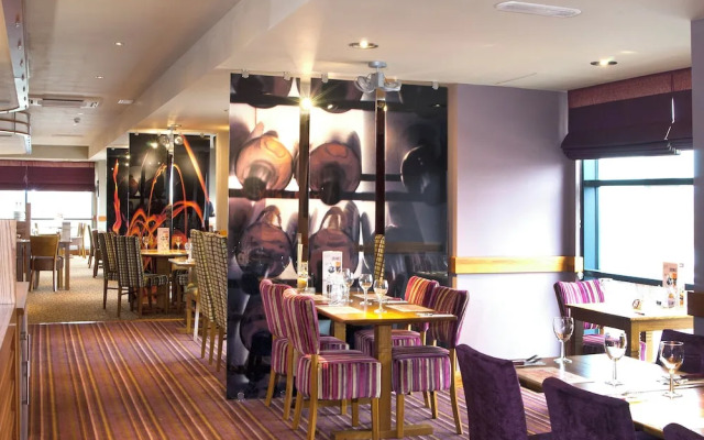 Premier Inn Glasgow Newton Mearns - M77 J4