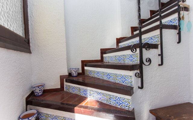 Townhouse with roof terrace 300m Arenal
