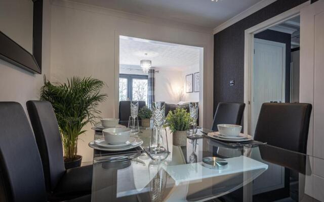 Modern 2 Bedroom House