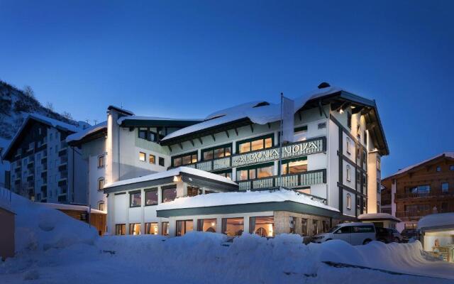 Hotel Albona Nova