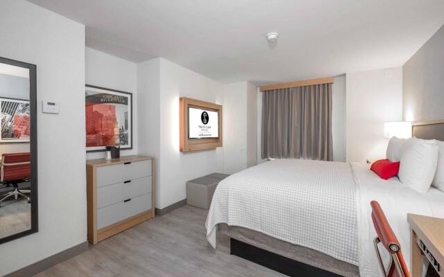 Hotel Saint Clair- Magnificent Mile