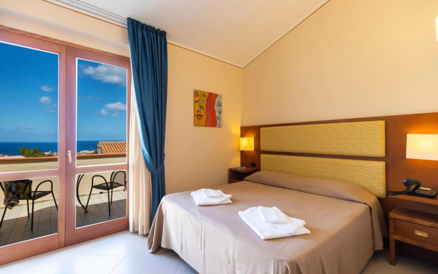 Hotel Tropis