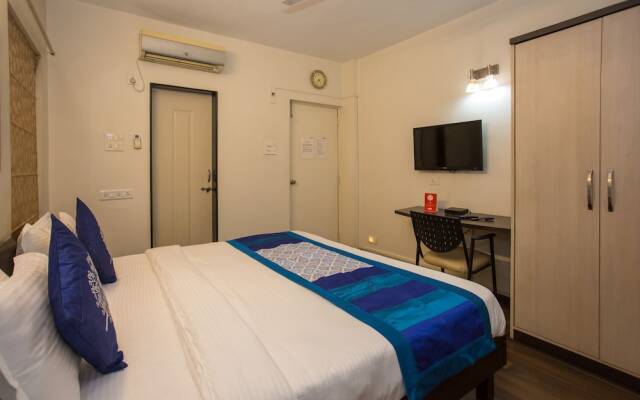 OYO 10934 Hotel Eminent