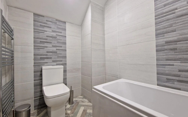 Dysa Clifton Apartments